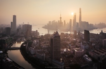 朦胧的晨光