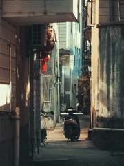 357172