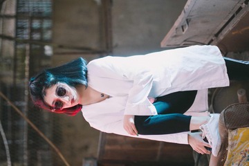 001