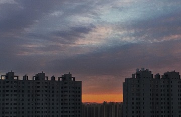 E89827B6-31E1-45FC-805F-37FC9B0E0C1A/L0/001