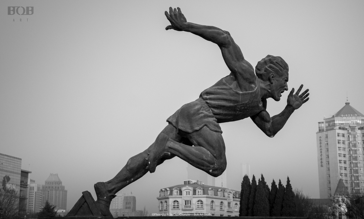 中国奥运第一人刘长春