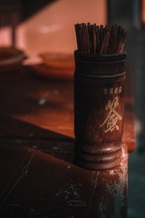 118731