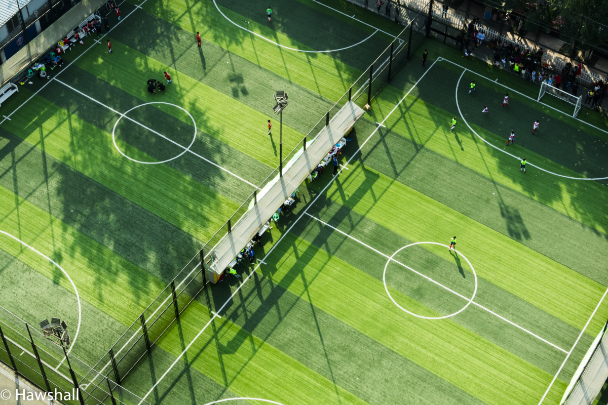 绿茵足球场 - hawshall