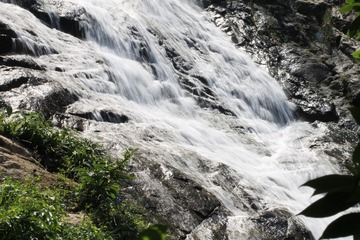 6D284990-A442-4720-8A6E-C0A5A9DFEA53/L0/001