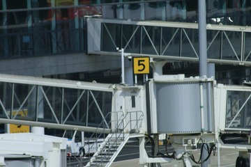 AB5C8242-0E8A-46BC-9A69-C919927AD148/L0/001