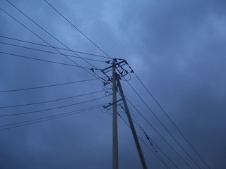 643083