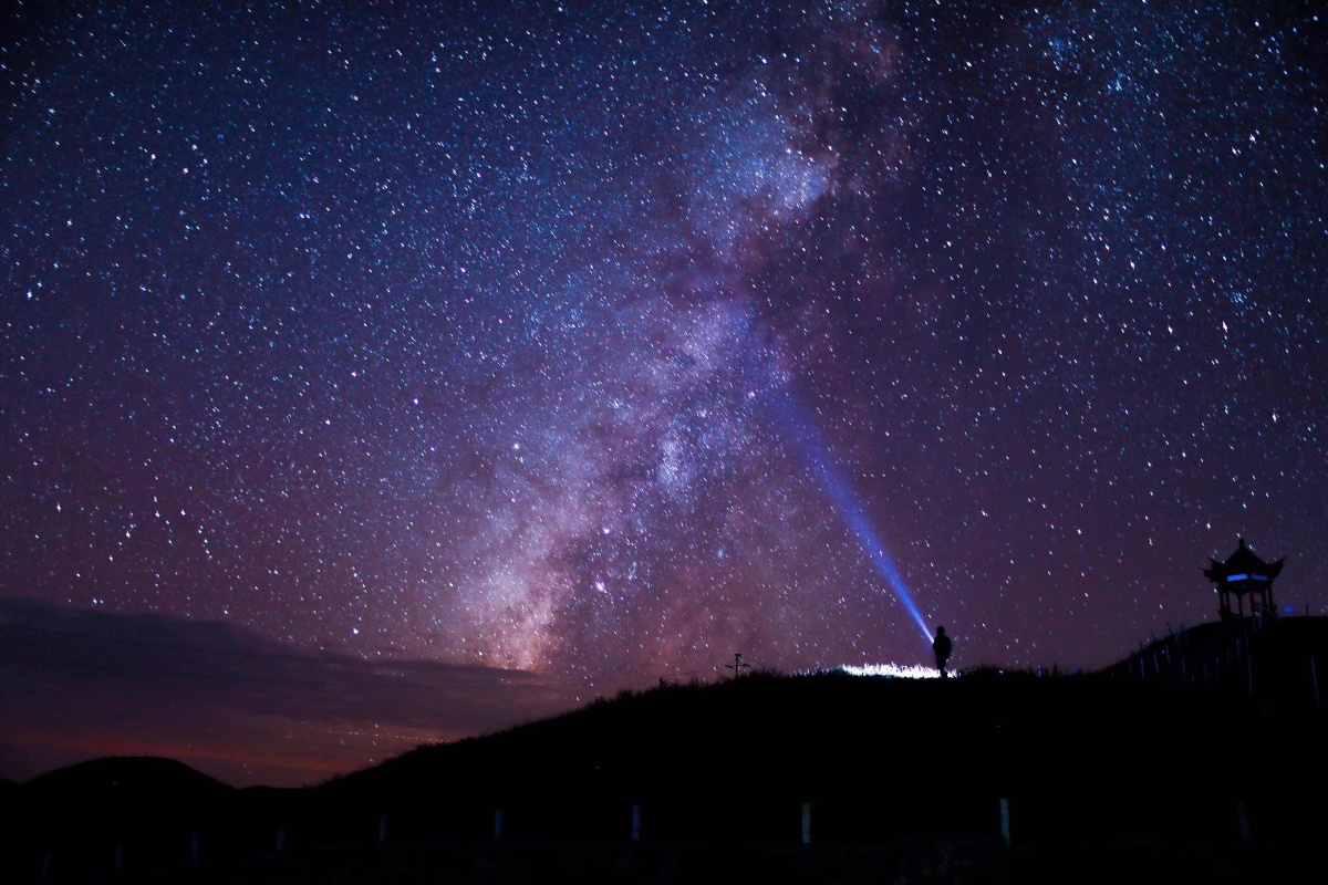 南山牧场摘星记
