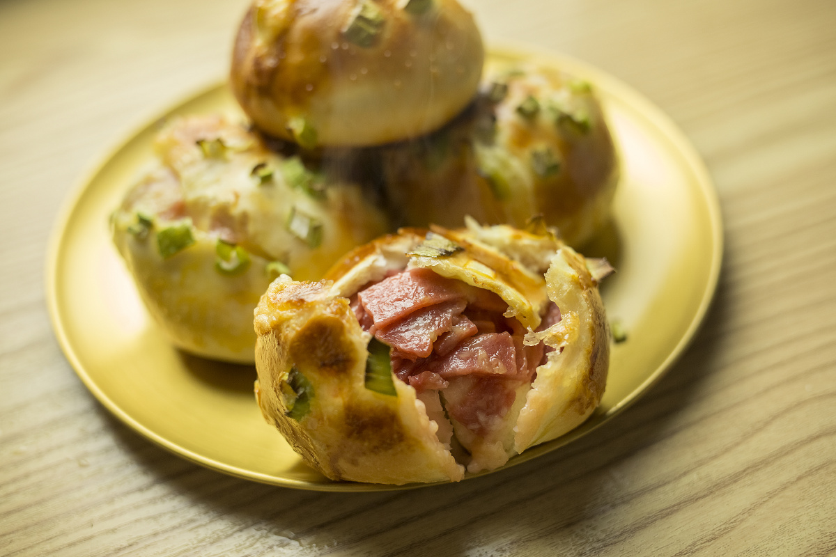 培根芝士葱花包