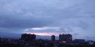 1310375