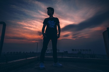 001