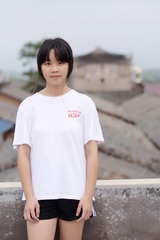 001