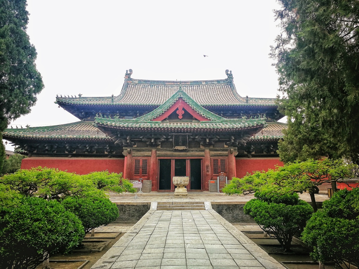 正定古城和大佛寺——"九楼四塔八大寺,二十四座金牌坊"描述的正定