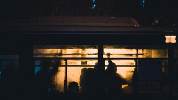398498