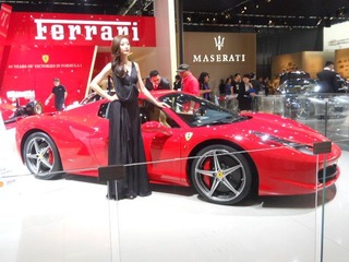 FERRARI2-02.jpg