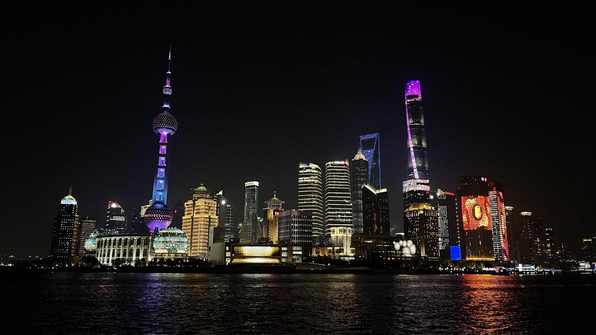 外滩夜景南京路步行街东方明珠