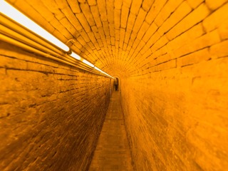 1096580