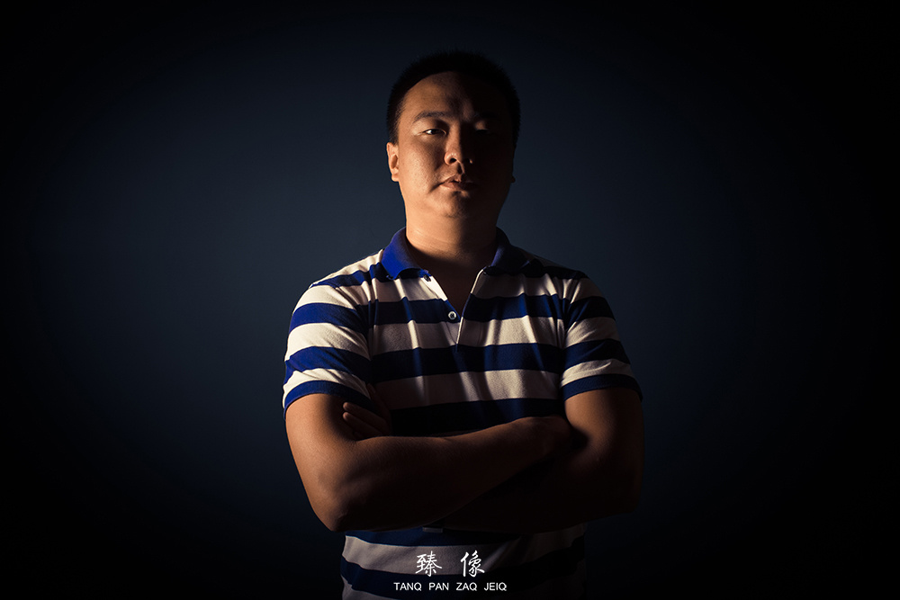 不会弹吉他的装b分子 - 唐嫎冉杰 - 图虫