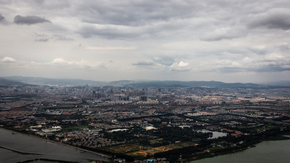 在西山是看昆明全景的好地方,可惜那天天气不是很好