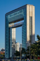 131173