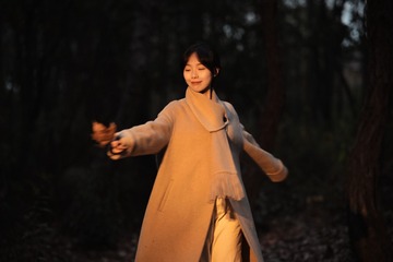 001