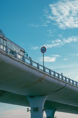 217642