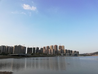 1660525