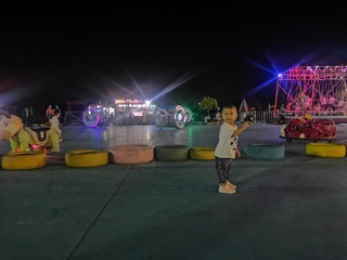 467702