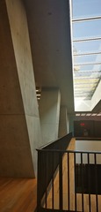 848545