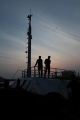 990840