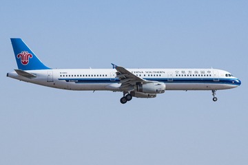 163942