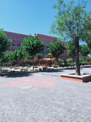 1746543