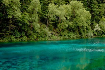 九寨山水