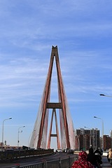 713191