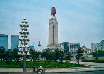 140563