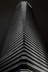 606523