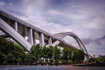 345780