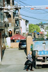 B1A709A0-0355-4DD2-A53F-329C7EDD8910/L0/001