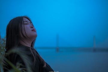 1000106183