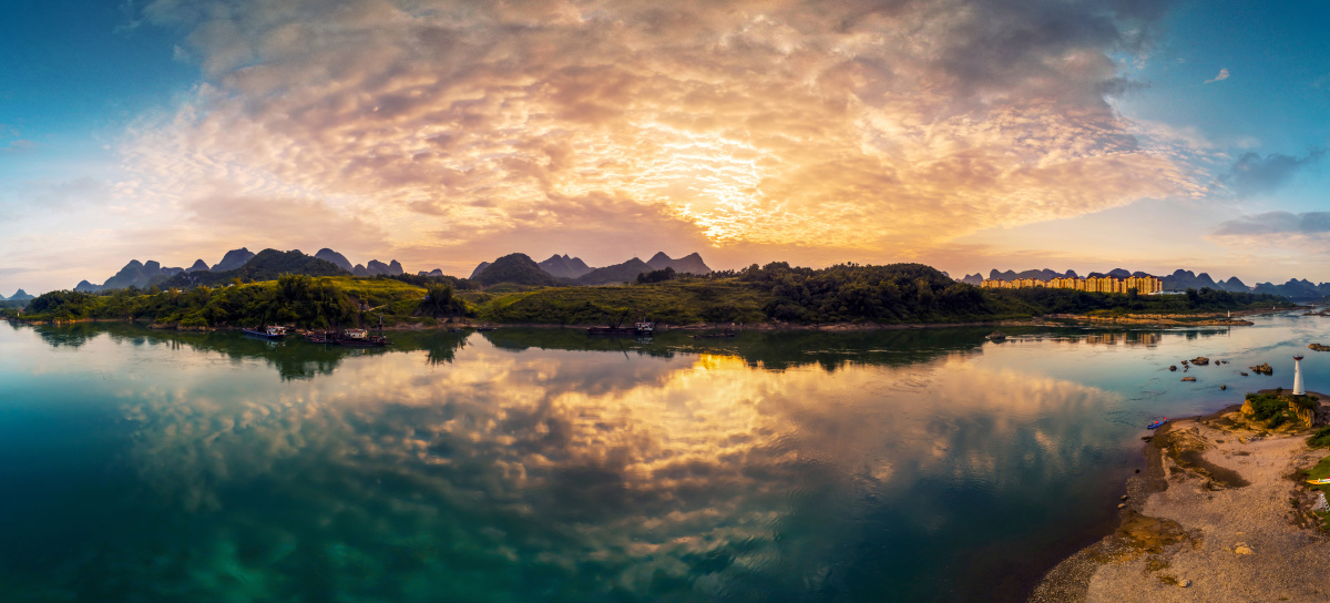 广西南宁-红水河百掌沙滩
