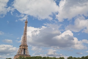 AC721994-6832-4181-9524-EB4A1E4AC7AA/L0/001