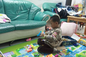 2013_01_19_Sa_19.28.56_光圈4_快门6_ISO-800_焦距35.jpg