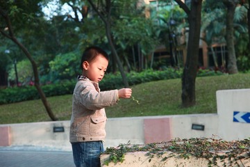 2013_01_25_Fr_16.48.46_光圈4.5_快门200_ISO-400_焦距75.jpg