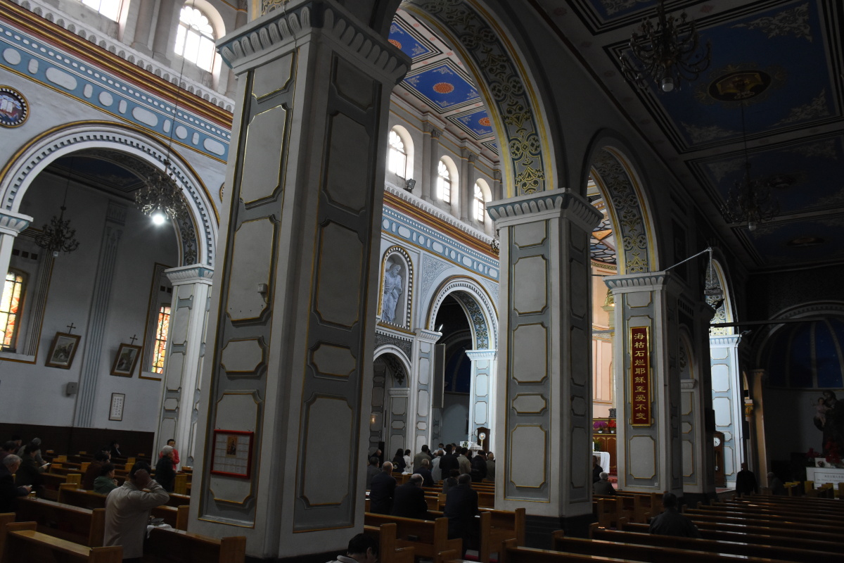 太原天主堂位于太原城北城隍庙和万达广场附近现存建筑约百年历史是