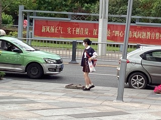 B49D29F9-76EC-4D97-8792-73A874E3625A/L0/001
