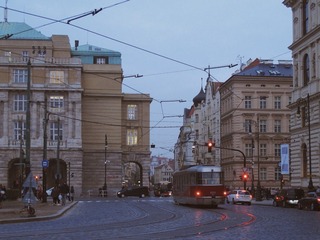 67B37B2C-6E86-4C7A-AFC3-A63368CB5AC8/L0/001