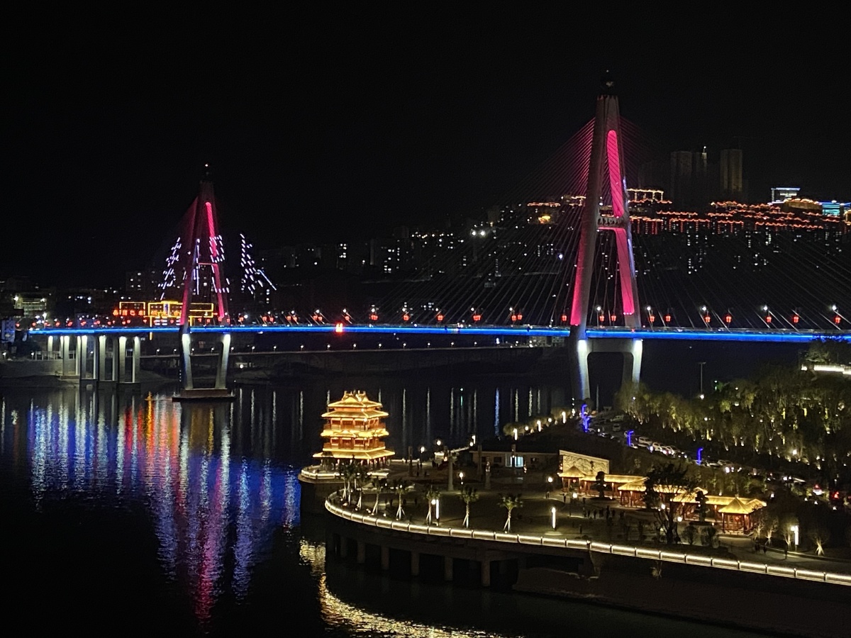 幸福巴东巴东长江大桥夜景