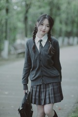 14F0C15D-9619-4C30-A1B1-2EC3F5B6D23D/L0/001