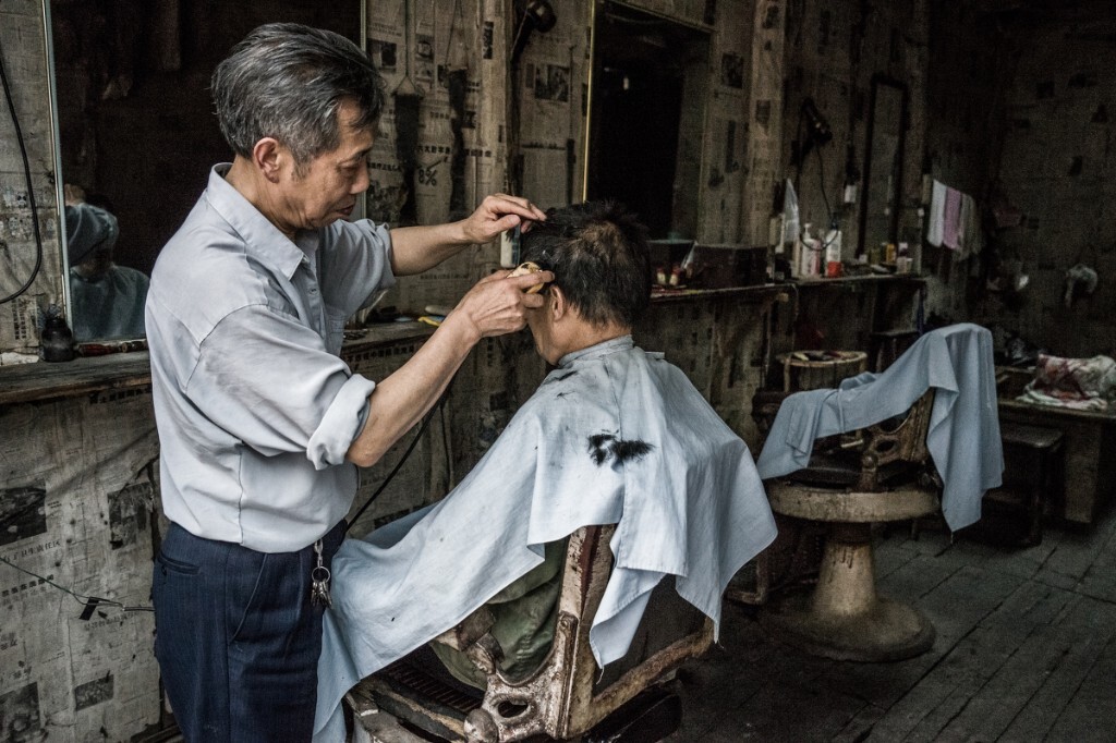 这里仍然保留了最老式的理发店，2015年5月黔城