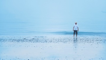 001