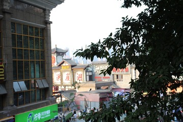 5A67F992-2476-478C-BB69-82849E61E52A/L0/001